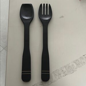 NWOT Black Salad Serving Spoon and Fork Set - Sleek Home Dining Servers